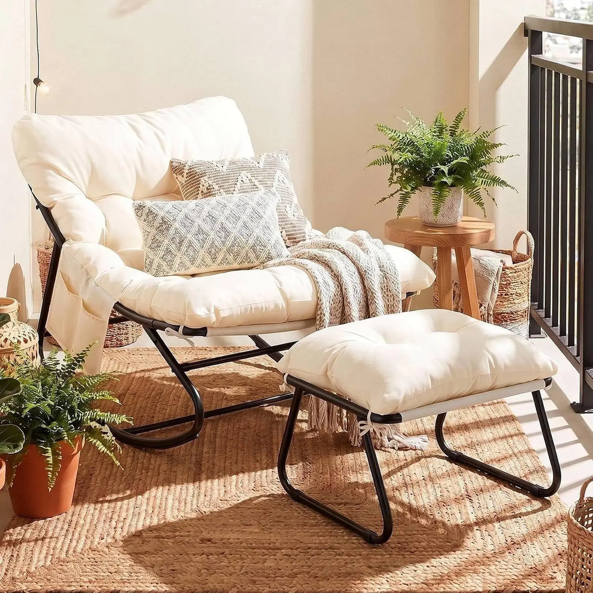 Fauteuil à Bascule avec Repose-Pieds et Coussin Imperméable - Beige | Maison Belvard